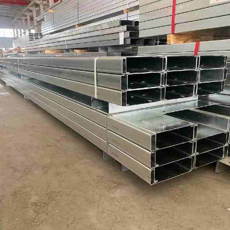 C型钢檩条批量生产-蒙强兴钢结构