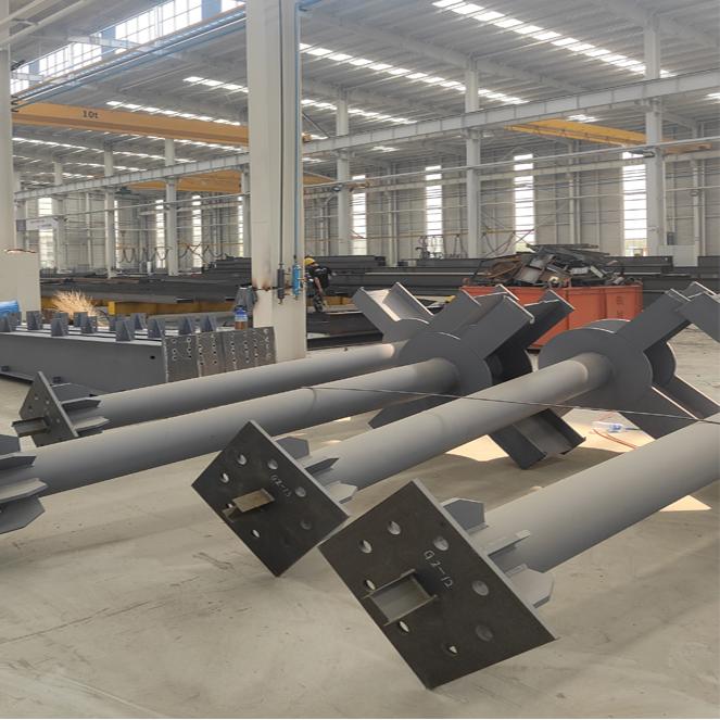 重型箱型钢柱 - 起重机吊装方形空心钢结构柱与焊接作业